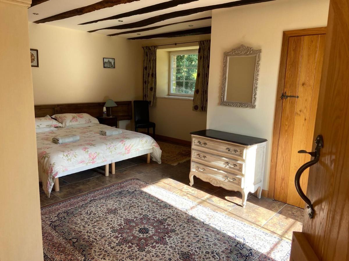 Longere Ville Voisin - Chambre D'Hote Augan Bagian luar foto